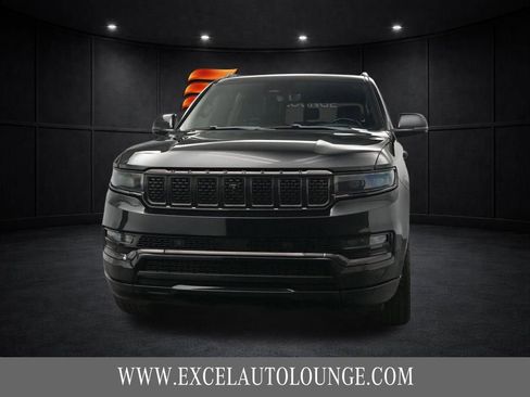 Used 2022 Jeep Grand Wagoneer Series II image 9