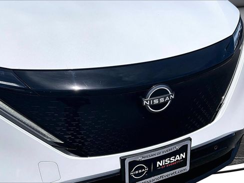 Used 2023 Nissan Ariya FWD image 32