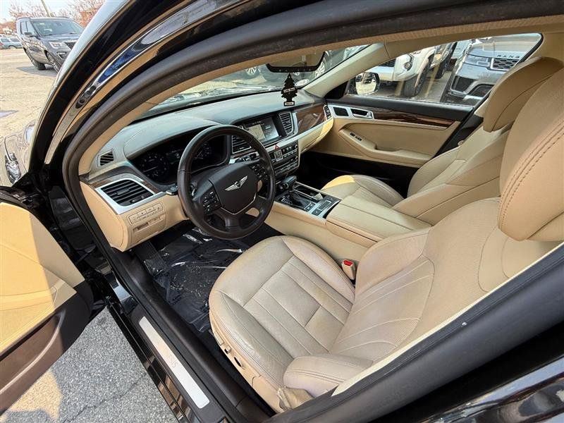 Used 2018 Genesis G80 3.8 RWD image 21