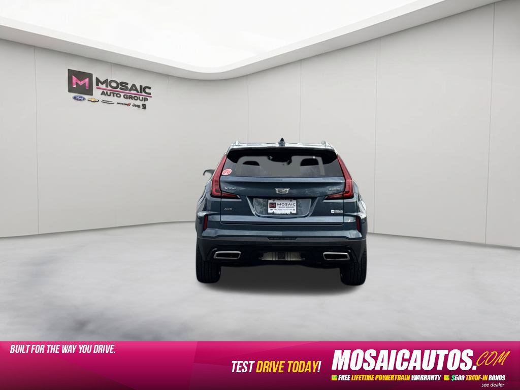 Used 2025 Cadillac XT4 Premium Luxury AWD/4WD image 6