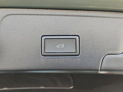 New 2026 Volkswagen Atlas Cross Sport SEL Premium R-Line image 7