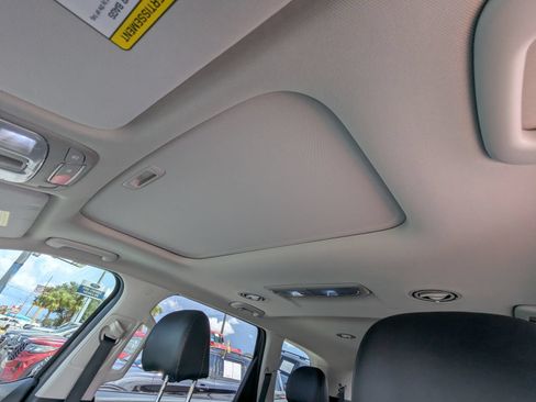 Used 2024 Kia Telluride S w/ S Sunroof Package FWD image 25
