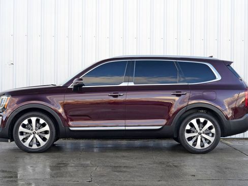 Used 2022 Kia Telluride S image 8