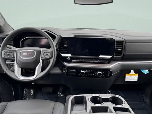New 2026 GMC Sierra 1500 SLT image 9