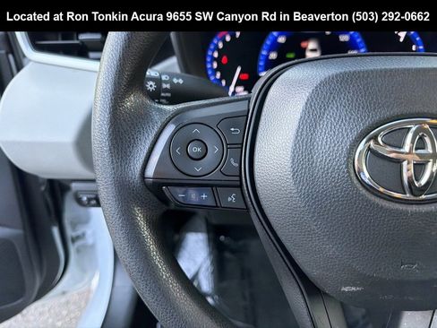 Used 2022 Toyota Corolla LE image 16