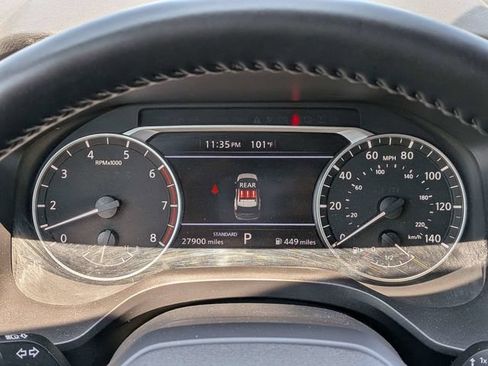 Used 2025 Nissan Rogue SV FWD image 27