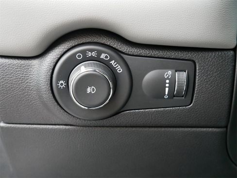 Used 2021 Dodge Durango R/T w/ Blacktop Package image 16