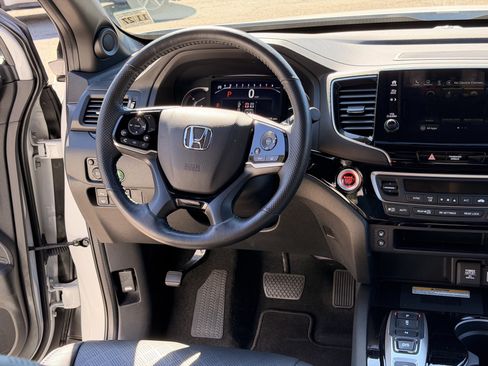 Used 2022 Honda Passport Elite image 19