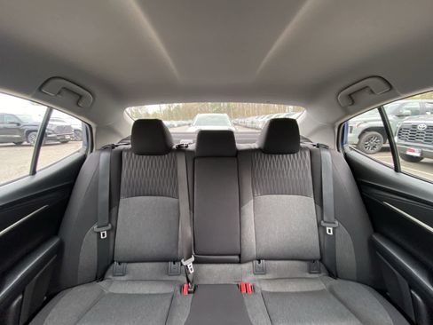 Used 2025 Toyota Camry LE image 27