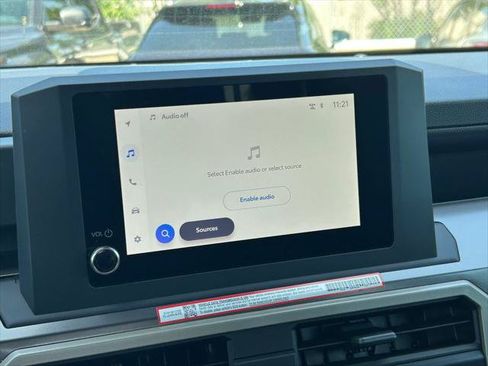 Certified 2025 Toyota Tacoma SR5 AWD/4WD image 29