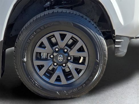 Certified 2023 Toyota Tacoma SR5 image 11