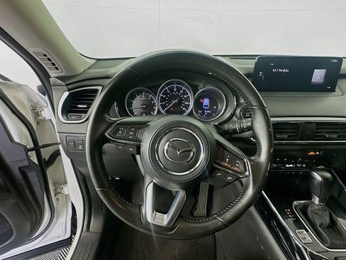 Used 2022 MAZDA CX-9 Touring image 11