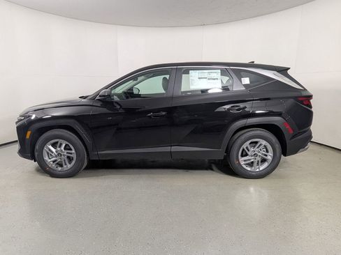 New 2026 Hyundai Tucson SE image 4