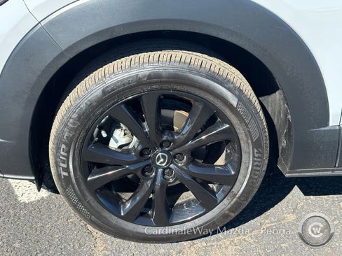 Certified 2025 MAZDA CX-30 AWD 2.5 S w/ Select Sport Pkg image 12