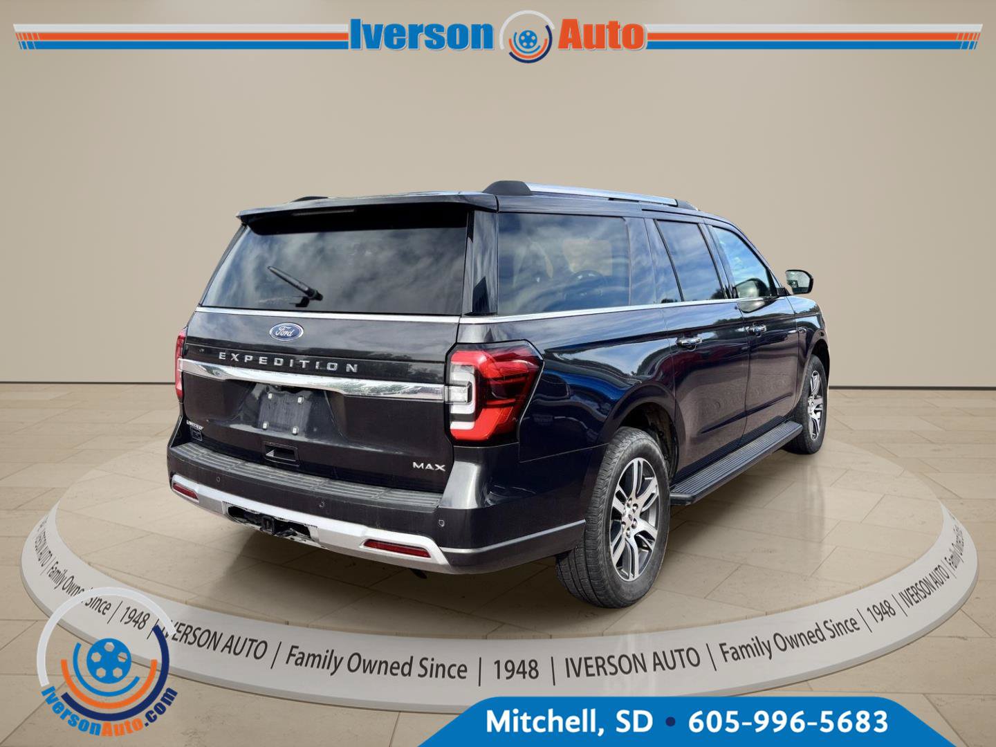 Used 2024 Ford Expedition Max Limited AWD/4WD image 5