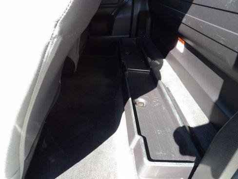 Used 2022 Toyota Tacoma SR image 29