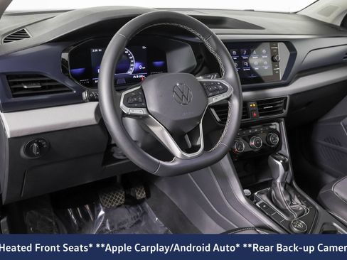 Used 2023 Volkswagen Taos SE w/ Panoramic Sunroof Package AWD/4WD image 5