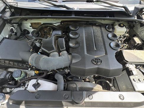 Used 2024 Toyota 4Runner TRD Off-Road Premium w/ Moonroof Package image 9