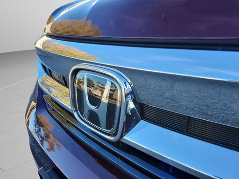 Certified 2021 Honda Pilot Touring image 31