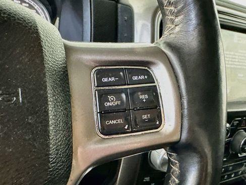 Used 2015 RAM 1500 Limited AWD/4WD image 26