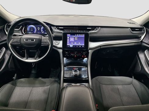 Used 2021 Jeep Grand Cherokee L Laredo w/ Luxury Tech Group I image 28