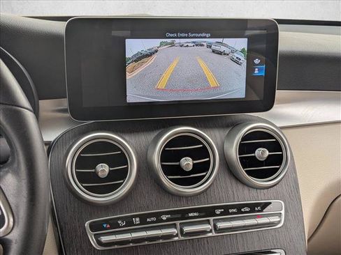 Used 2020 Mercedes-Benz GLC 300 4MATIC Coupe image 13