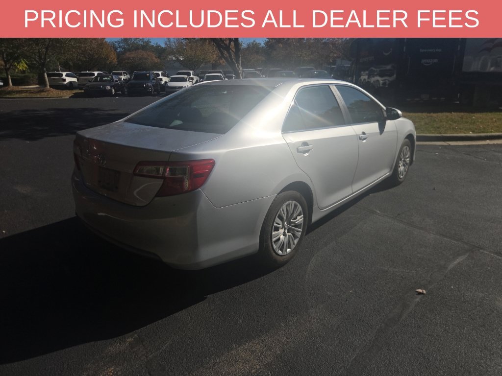 Used 2014 Toyota Camry FWD image 12