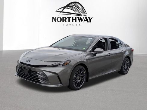 New 2026 Toyota Camry XLE AWD/4WD image 6