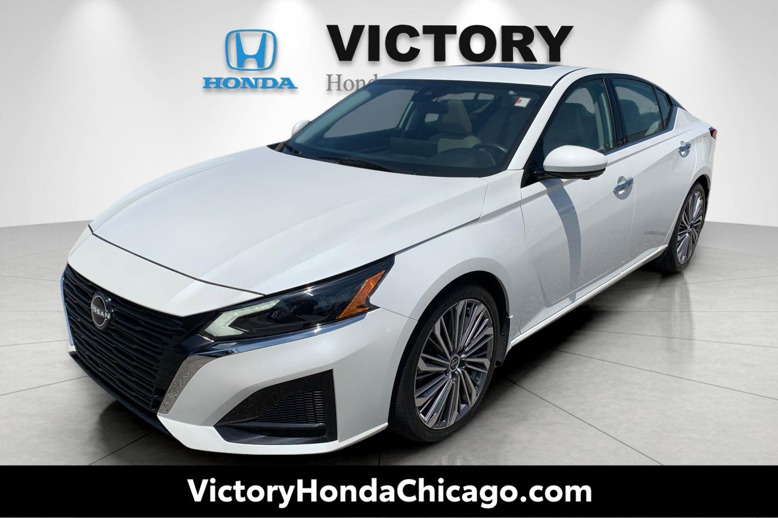 Used 2024 Nissan Altima 2.5 SL FWD image 1