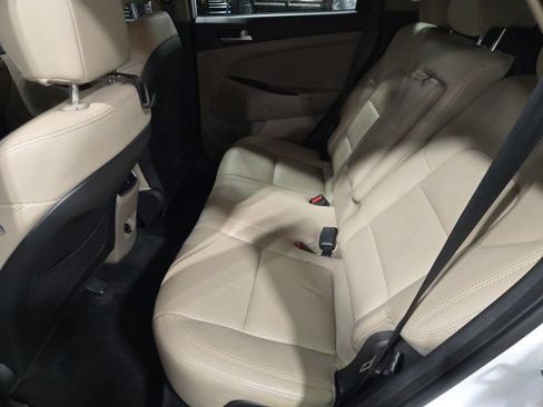Used 2021 Hyundai Tucson Sport FWD image 13