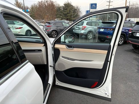 Used 2024 Hyundai Palisade Limited image 51