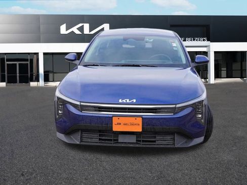 New 2025 Kia K4 LXS image 8