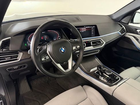 Used 2023 BMW X5 xDrive45e AWD/4WD image 11