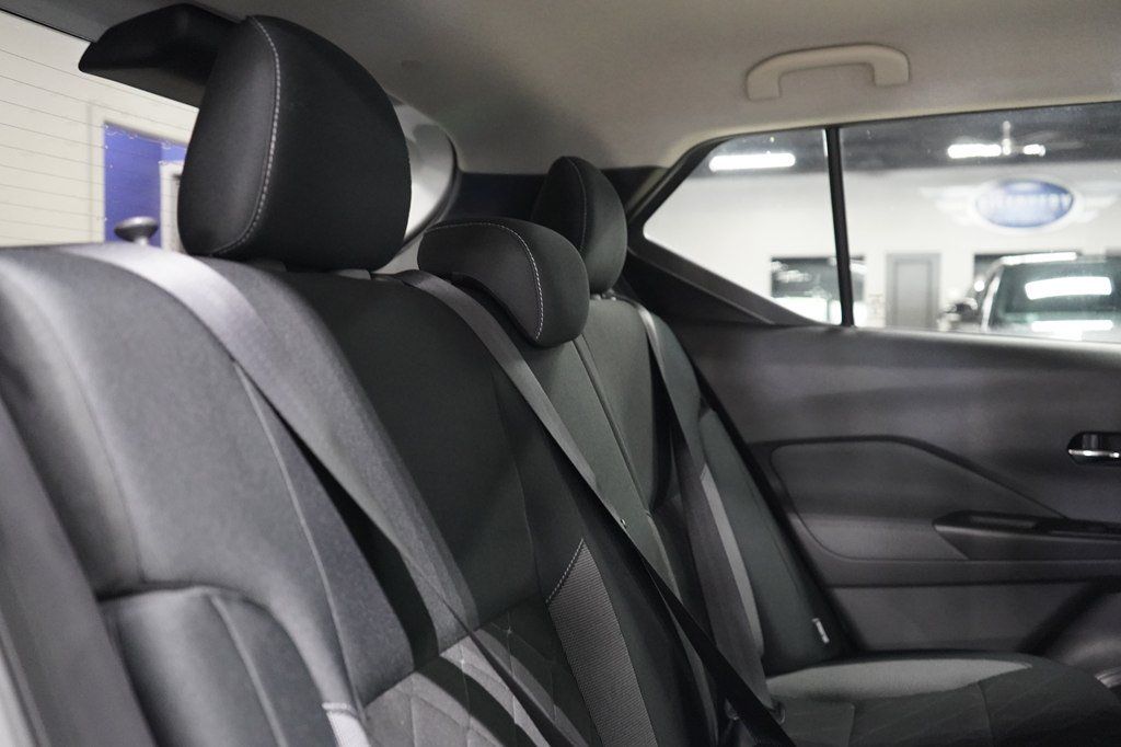 Used 2020 Nissan Kicks SV FWD image 26