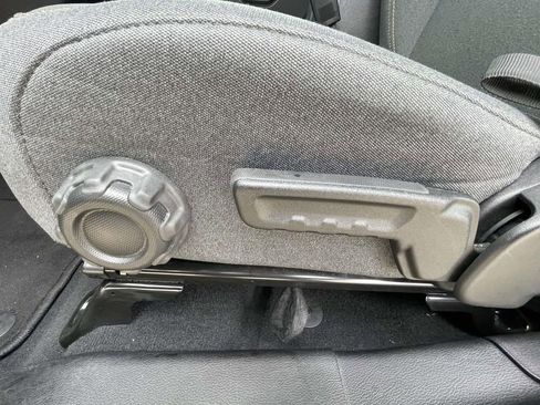 Used 2025 Jeep Wrangler Unlimited Sahara w/ Safety Group image 14