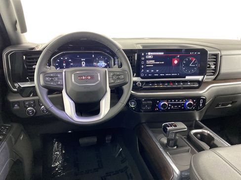 Used 2023 GMC Sierra 1500 SLT w/ SLT Premium Plus Package image 22