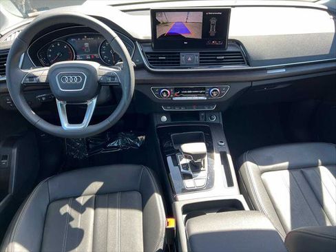 Used 2024 Audi Q5 2.0T Premium w/ Convenience Package image 42