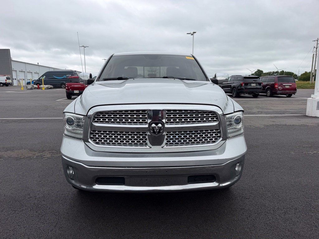 Used 2018 RAM 1500 Laramie AWD/4WD image 2