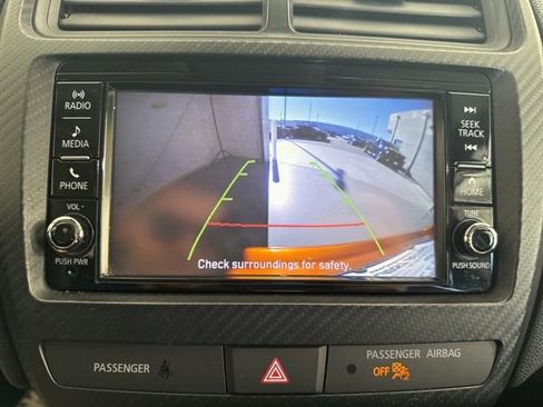 Used 2023 Mitsubishi Outlander Sport ES image 27