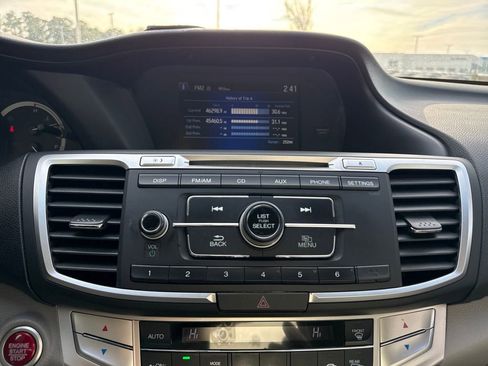 Used 2013 Honda Accord EX image 23