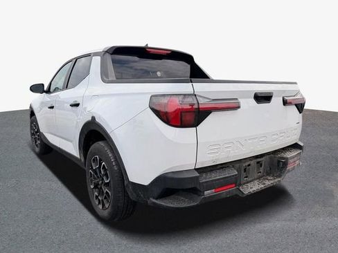 Used 2024 Hyundai Santa Cruz SE image 4