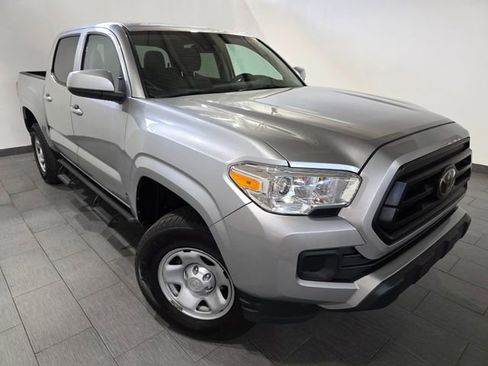 Used 2022 Toyota Tacoma SR AWD/4WD image 7