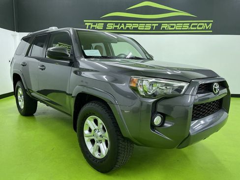 Used 2016 Toyota 4Runner SR5 image 2