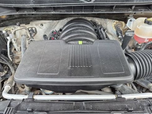 Used 2025 Chevrolet Silverado 1500 Custom Trail Boss AWD/4WD image 32