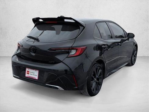 Certified 2025 Toyota Corolla XSE image 5