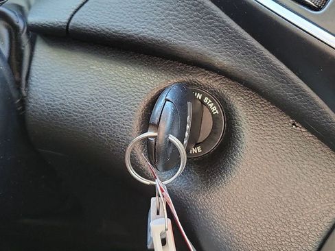 Used 2020 Jeep Cherokee Latitude image 16