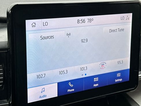 Used 2020 Ford Explorer XLT w/ Equipment Group 202A AWD/4WD image 20