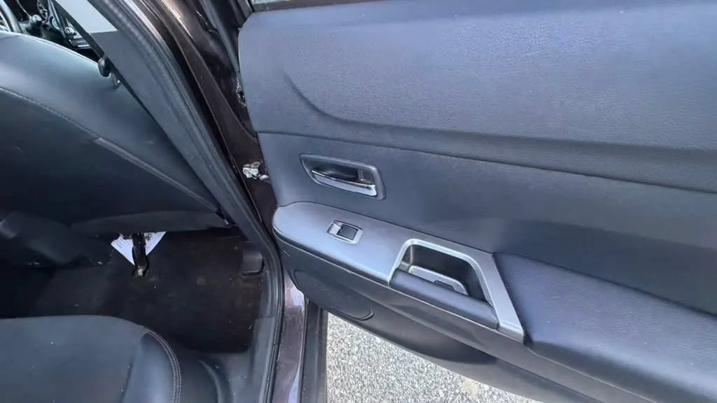 Used 2022 Mitsubishi Outlander Sport SE FWD image 38
