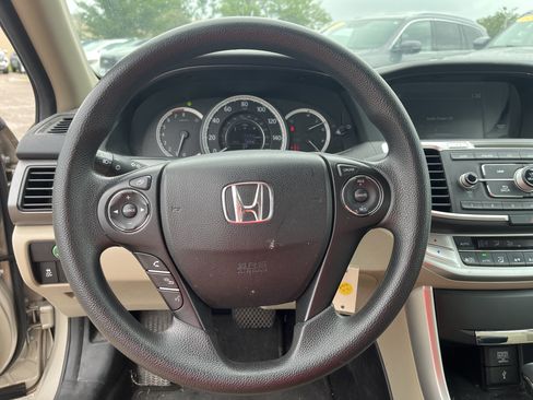 Used 2015 Honda Accord LX image 18