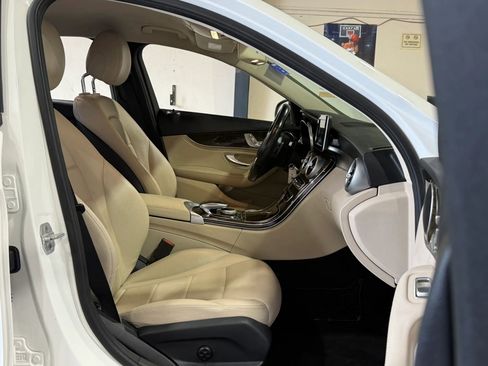 Used 2015 Mercedes-Benz C 300 Sedan image 14